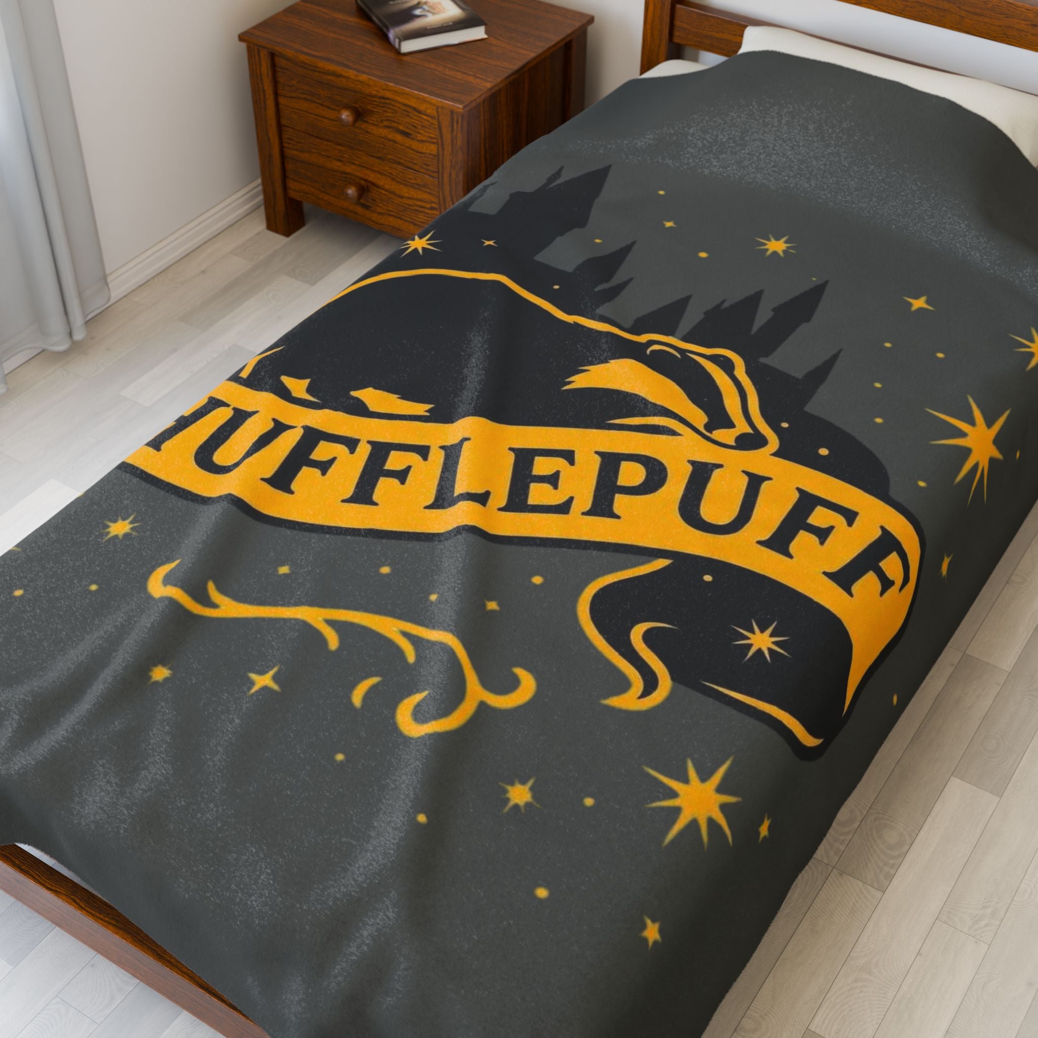 Hufflepuff Velveteen Plush Blanket | Hogwarts House Throw | Harry Potter Inspired Badger Bedding | Hogwarts House Crest