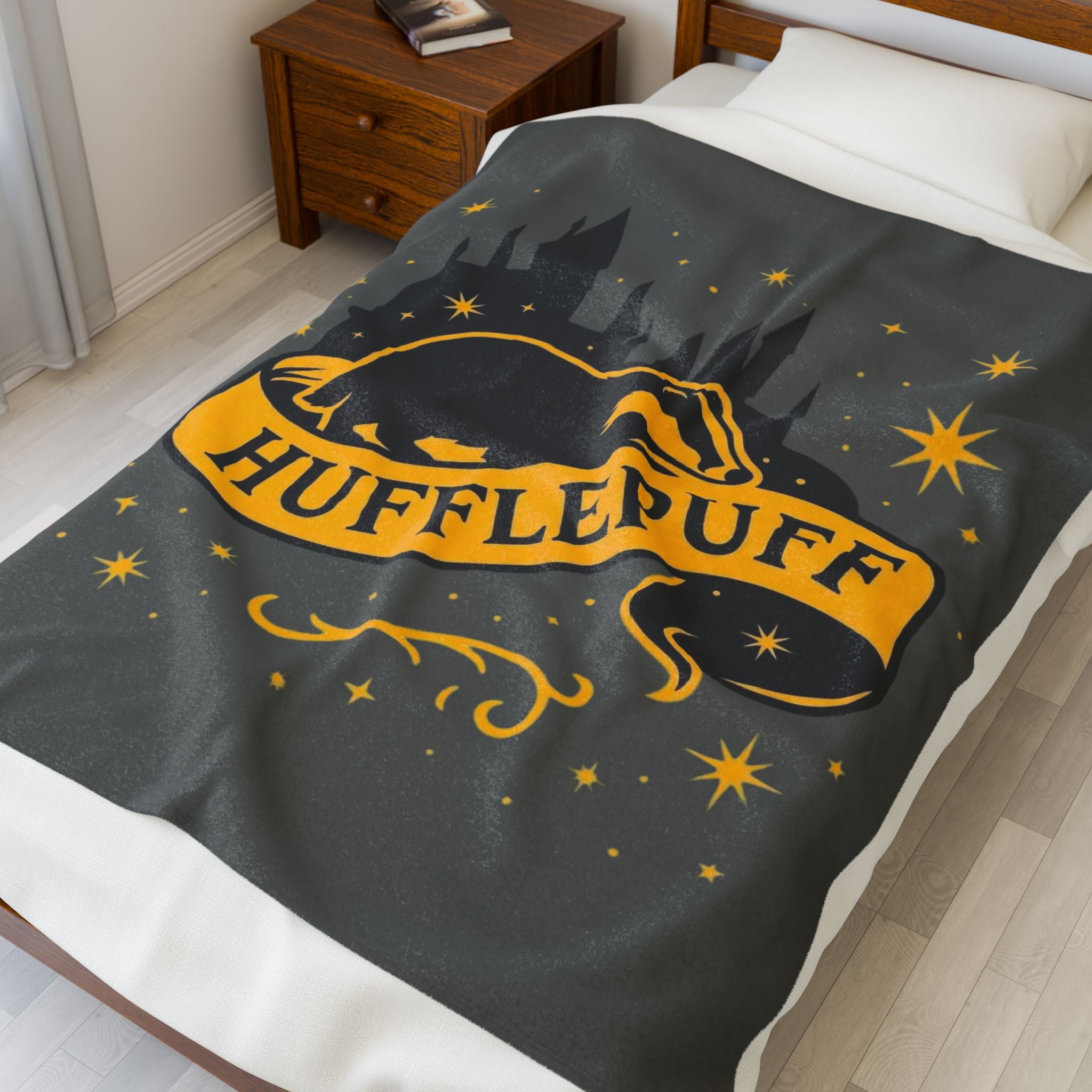 Hufflepuff Velveteen Plush Blanket | Hogwarts House Throw | Harry Potter Inspired Badger Bedding | Hogwarts House Crest