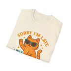 Cat Lover T-Shirt - Funny Retro Graphic Tee for Cats Lovers, Humor Gift for Pet Owners, Ideal for Birthdays or Casual Wear